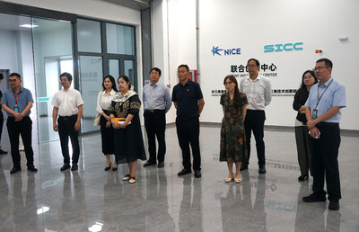 芯火相傳鑄鐵骨 材料學(xué)院黨總支與臨港集群黨委走深“學(xué)思想 強(qiáng)作風(fēng) 建新功”聯(lián)組學(xué)習(xí)路